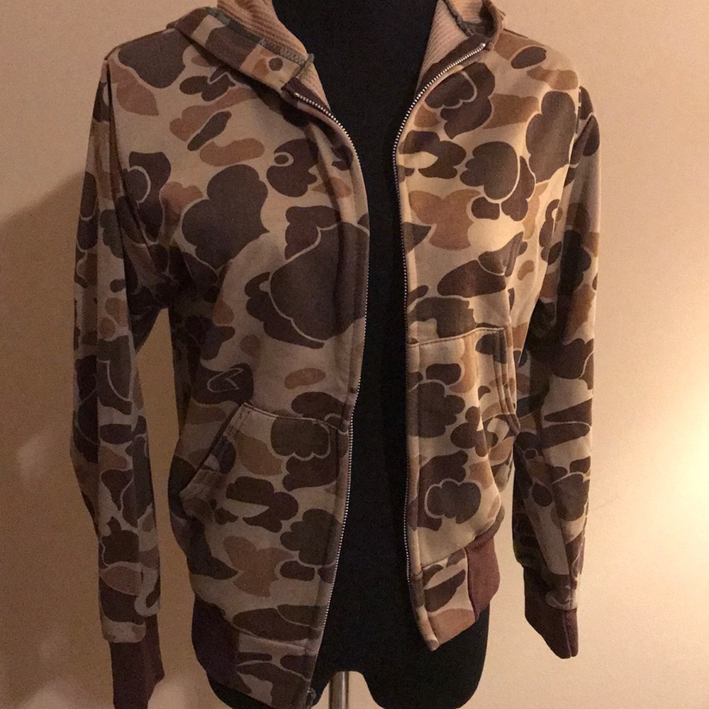Bassett-Walker zip up Camo jacket medium
